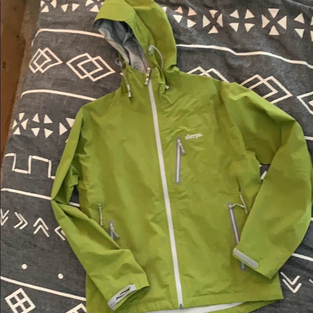 Waterproof soft shell jacket